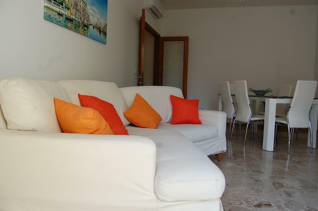 Laura Apartment Venice 4 P. 15 M To Venice เมสเตร ภายนอก รูปภาพ